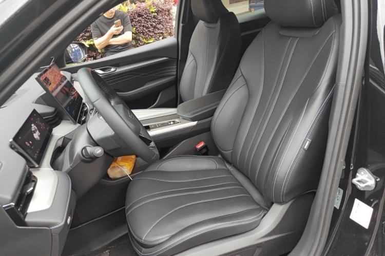 Used Geely Auto Preface 2025 Dongfang Yao 1.5TD Fuyao Edition Left Front Seat