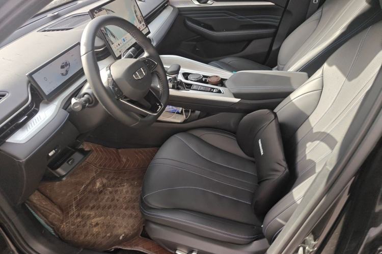 Used Geely Auto Preface 2025 Dongfang Yao 1.5TD Kunlun Edition Left Front Seat