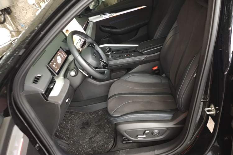 Used Geely Auto Preface 2025 Dongfang Yao 2.0TD Moonlight Edition Left Front Seat
