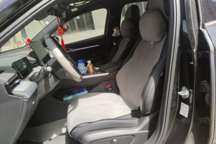 Used Geely Auto Preface 2025 Dongfang Yao 1.5TD Fuyao Edition Left Front Seat