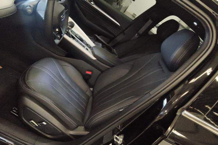 Used Geely Auto Preface 2025 Dongfang Yao 1.5TD Fuyao Edition Left Front Seat