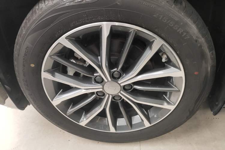Used Geely Auto Preface 2025 Dongfang Yao 1.5TD Fuyao Edition Left Front Wheel Hub
