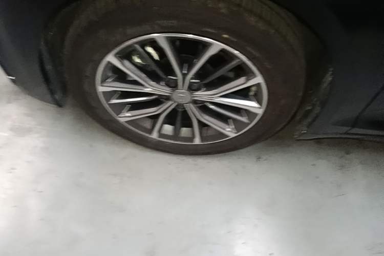 Used Geely Auto Preface 2025 Dongfang Yao 1.5TD Fuyao Edition Left Front Wheel Hub