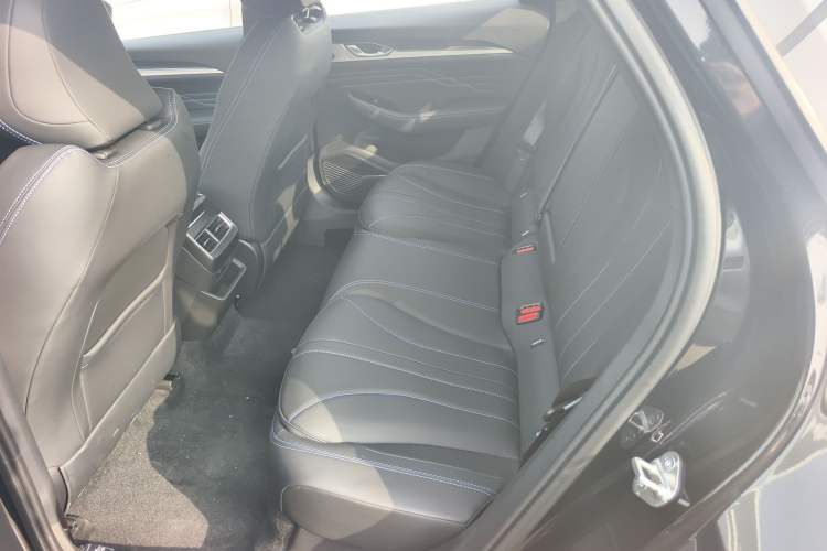 Used Geely Auto Preface 2025 Dongfang Yao 1.5TD Kunlun Edition Left Rear Seat