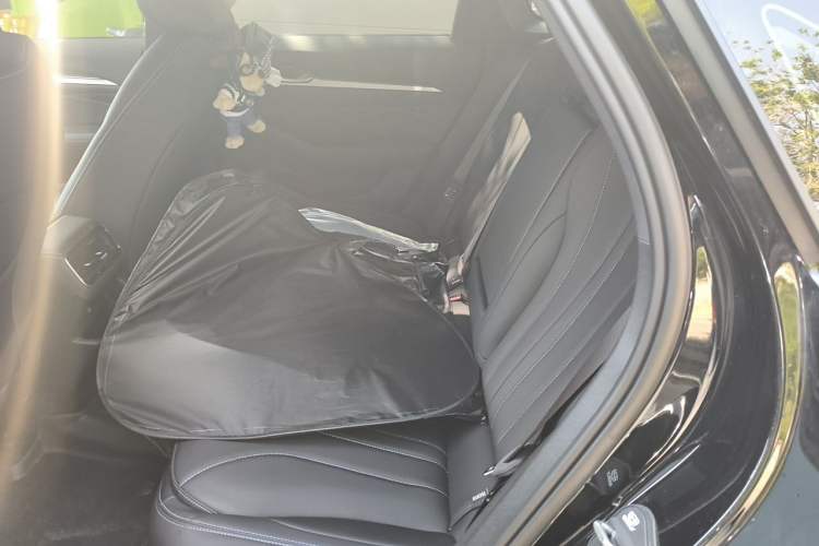 Used Geely Auto Preface 2025 Dongfang Yao 1.5TD Kunlun Edition Left Rear Seat
