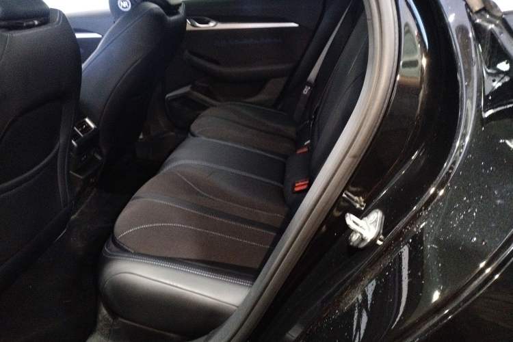 Used Geely Auto Preface 2025 Dongfang Yao 2.0TD Lanxing Edition Left Rear Seat