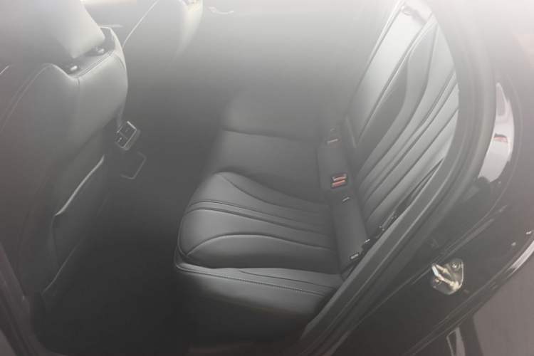 Used Geely Auto Preface 2025 Dongfang Yao 1.5TD Kunlun Edition Left Rear Seat