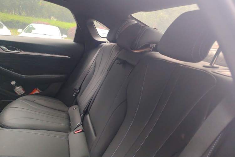 Used Geely Auto Preface 2025 Dongfang Yao 1.5TD Kunlun Edition Left Rear Seat