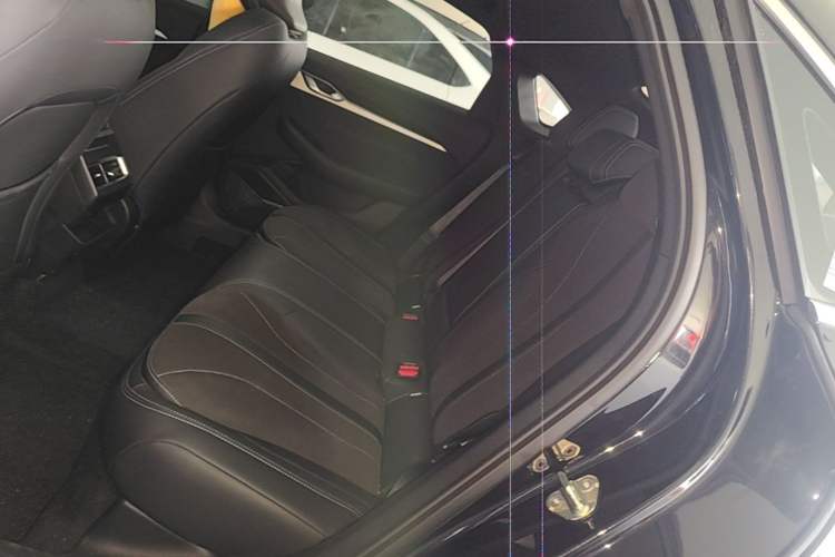 Used Geely Auto Preface 2025 Dongfang Yao 2.0TD Lanxing Edition Left Rear Seat