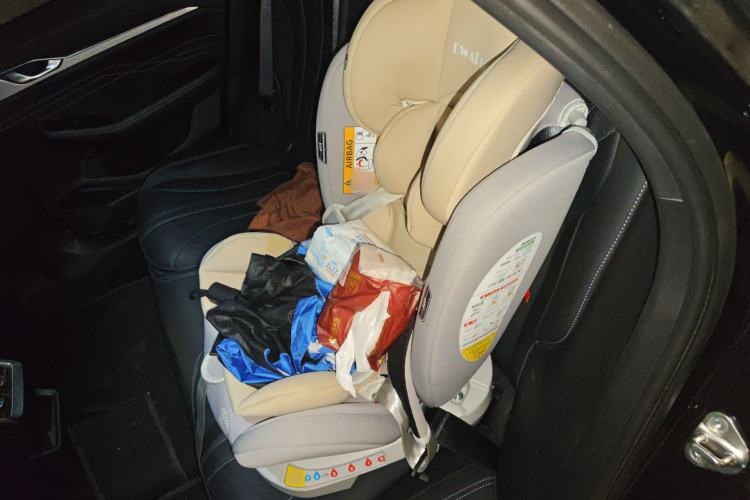 Used Geely Auto Preface 2025 Dongfang Yao 1.5TD Kunlun Edition Left Rear Seat