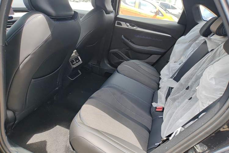 Used Geely Auto Preface 2025 Dongfang Yao 2.0TD Jin Chao Edition Left Rear Seat