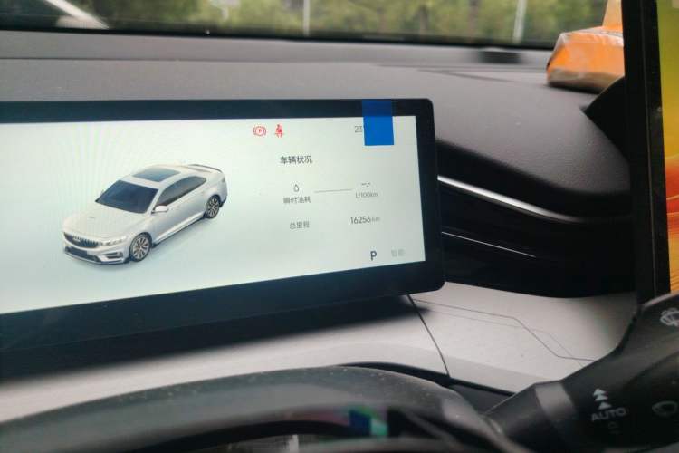 Used Geely Auto Preface 2025 Dongfang Yao 1.5TD Kunlun Edition Odometer Close Up
