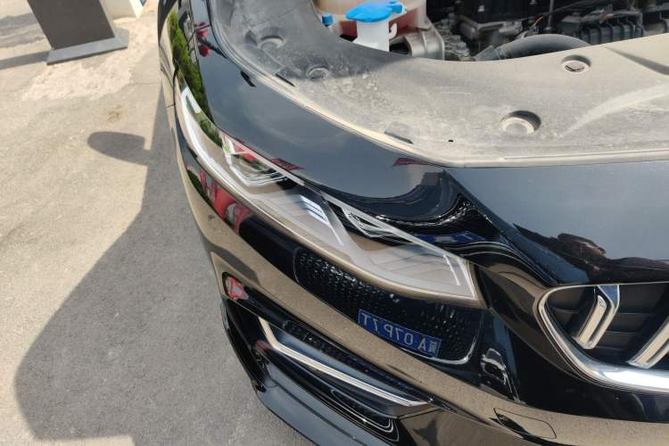 Used Geely Auto Preface 2025 Dongfang Yao 1.5TD Kunlun Edition Right Front Headlight