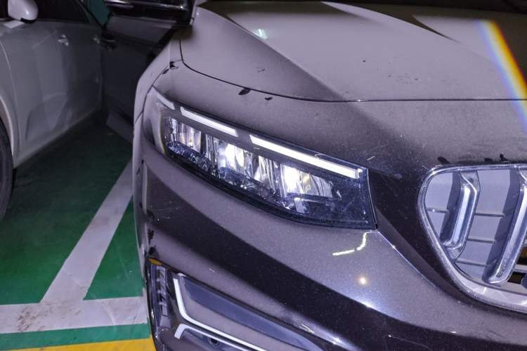 Used Geely Auto Preface 2025 Dongfang Yao 1.5TD Fuyao Edition Right Front Headlight