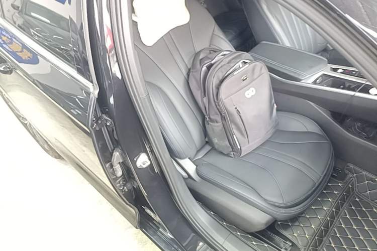 Used Geely Auto Preface 2025 Dongfang Yao 1.5TD Fuyao Edition Right Front Seat