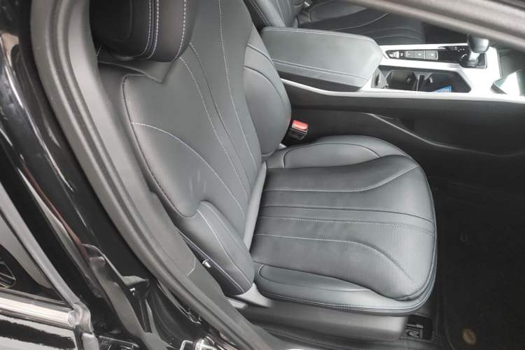 Used Geely Auto Preface 2025 Dongfang Yao 1.5TD Fuyao Edition Right Front Seat