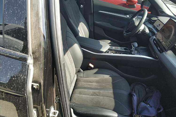 Used Geely Auto Preface 2025 Dongfang Yao 2.0TD Lanxing Edition Right Front Seat
