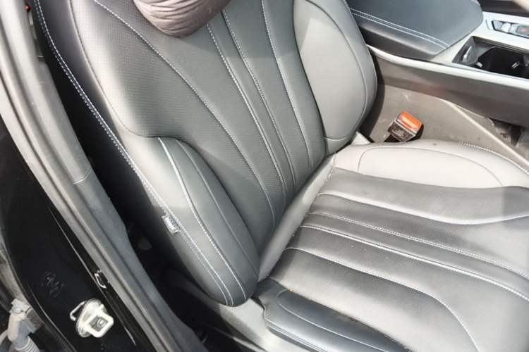 Used Geely Auto Preface 2025 Dongfang Yao 1.5TD Kunlun Edition Right Front Seat