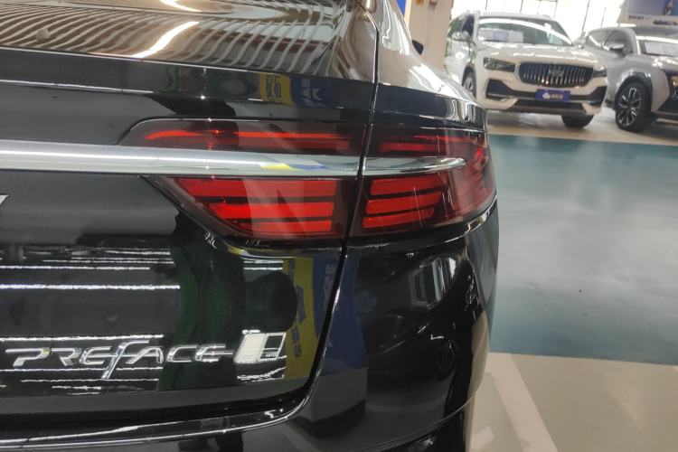 Used Geely Auto Preface 2025 Dongfang Yao 1.5TD Fuyao Edition Right Rear Taillight