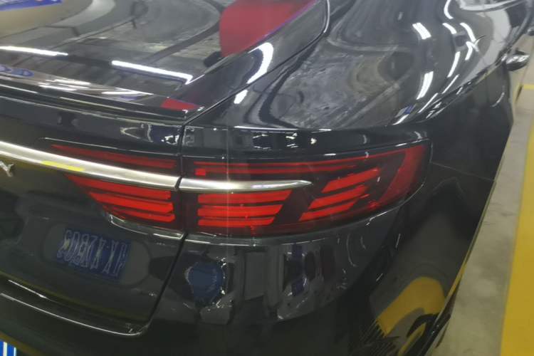 Used Geely Auto Preface 2025 Dongfang Yao 1.5TD Kunlun Edition Right Rear Taillight