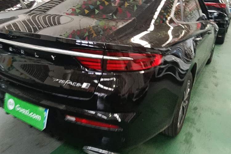 Used Geely Auto Preface 2025 Dongfang Yao 1.5TD Fuyao Edition Right Rear Taillight