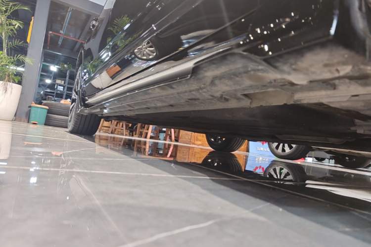 Used Geely Auto Preface 2025 Dongfang Yao 1.5TD Kunlun Edition Right Side Sill