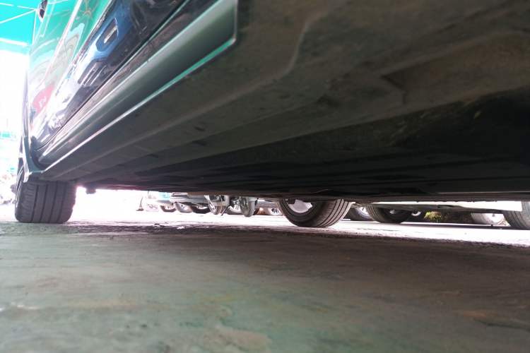 Used Geely Auto Preface 2025 Dongfang Yao 1.5TD Kunlun Edition Right Side Sill