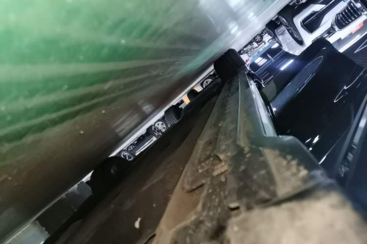 Used Geely Auto Preface 2025 Dongfang Yao 2.0TD Lanxing Edition Right Side Sill