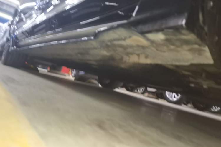 Used Geely Auto Preface 2025 Dongfang Yao 1.5TD Kunlun Edition Right Side Sill