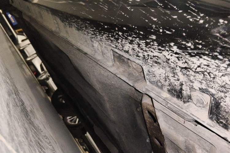 Used Geely Auto Preface 2025 Dongfang Yao 1.5TD Fuyao Edition Right Side Sill