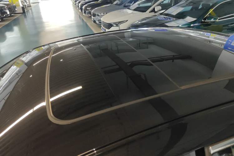 Used Geely Auto Preface 2025 Dongfang Yao 1.5TD Fuyao Edition Roof