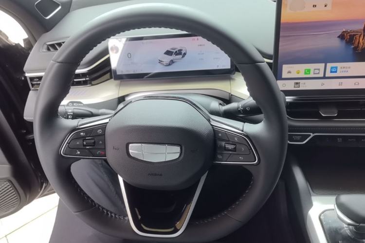 Used Geely Auto Preface 2025 Dongfang Yao 1.5TD Kunlun Edition Steering Wheel