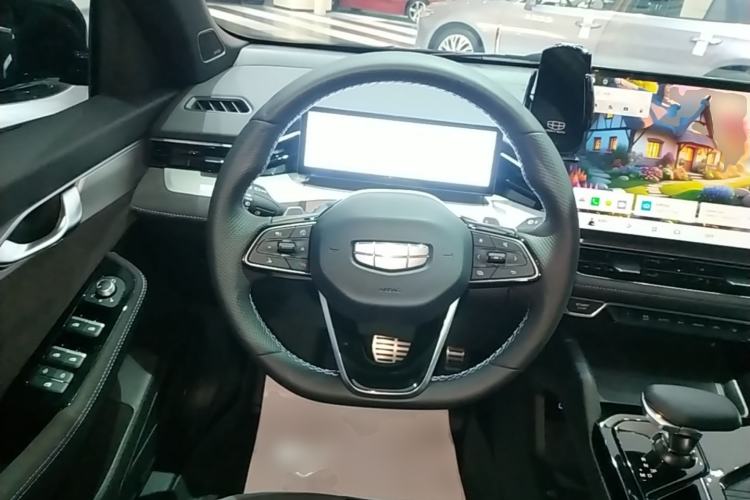Used Geely Auto Preface 2025 Dongfang Yao 2.0TD Lanxing Edition Steering Wheel