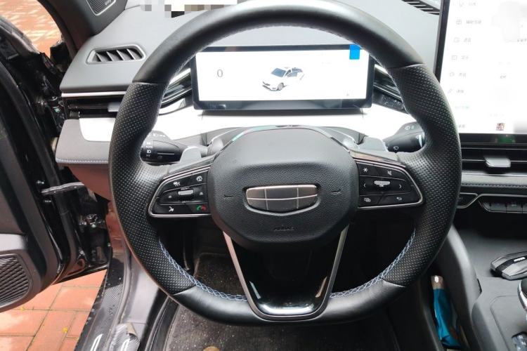 Used Geely Auto Preface 2025 Dongfang Yao 2.0TD Lanxing Edition Steering Wheel