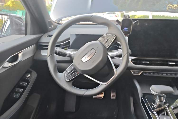 Used Geely Auto Preface 2025 Dongfang Yao 2.0TD Lanxing Edition Steering Wheel
