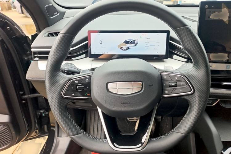 Used Geely Auto Preface 2025 Dongfang Yao 2.0TD Lanxing Edition Steering Wheel