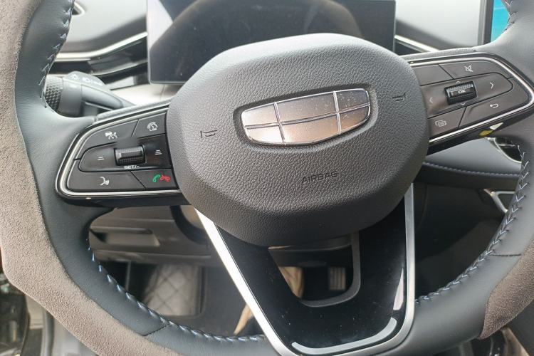 Used Geely Auto Preface 2025 Dongfang Yao 1.5TD Kunlun Edition Steering Wheel