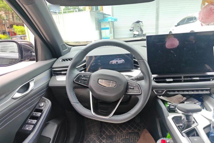 Used Geely Auto Preface 2025 Dongfang Yao 1.5TD Kunlun Edition Steering Wheel
