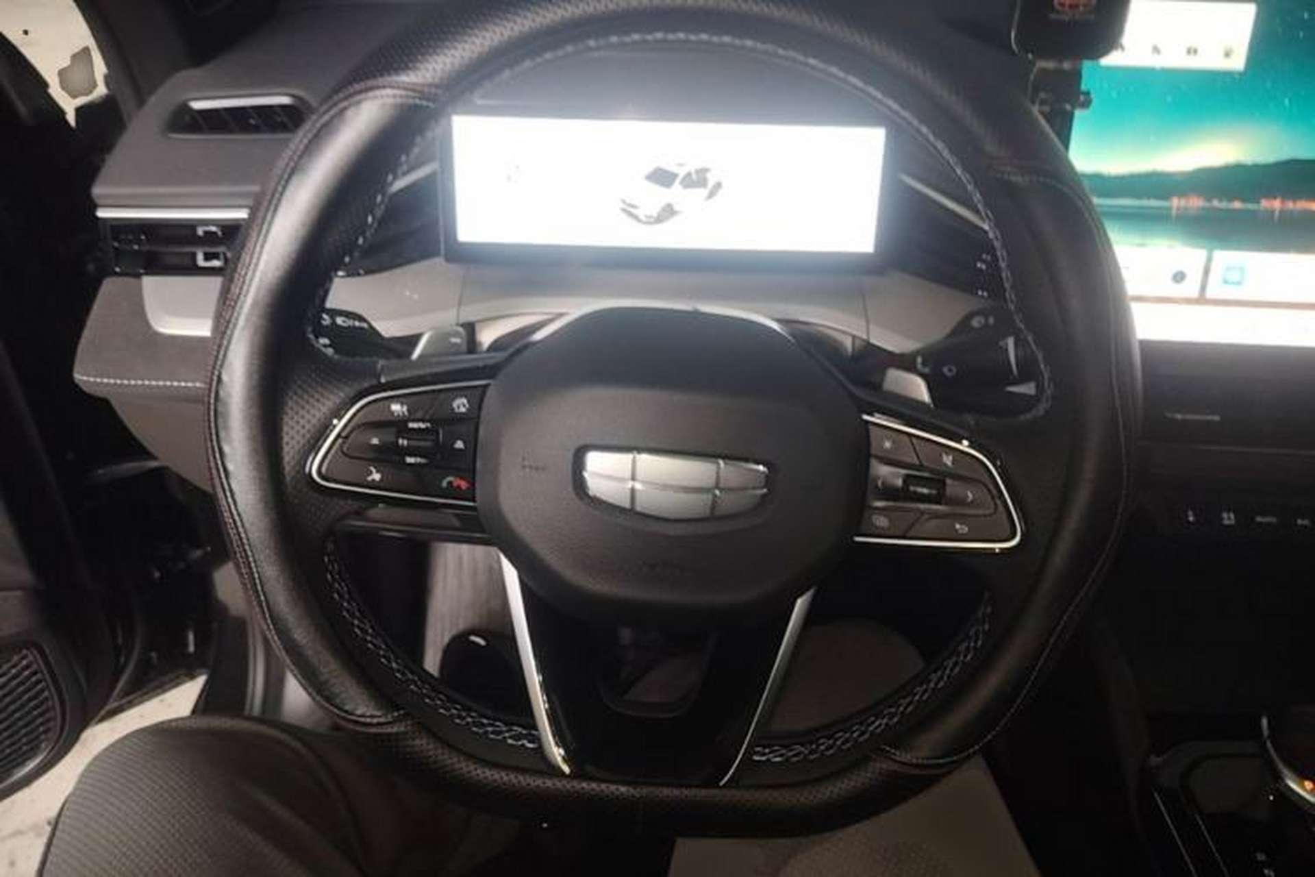 Used Geely Auto Preface 2025 Dongfang Yao 2.0TD Moonlight Edition Steering Wheel