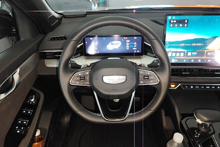 Used Geely Auto Preface 2025 Dongfang Yao 2.0TD Lanxing Edition Steering Wheel