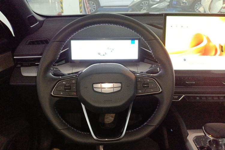 Used Geely Auto Preface 2025 Dongfang Yao 1.5TD Fuyao Edition Steering Wheel