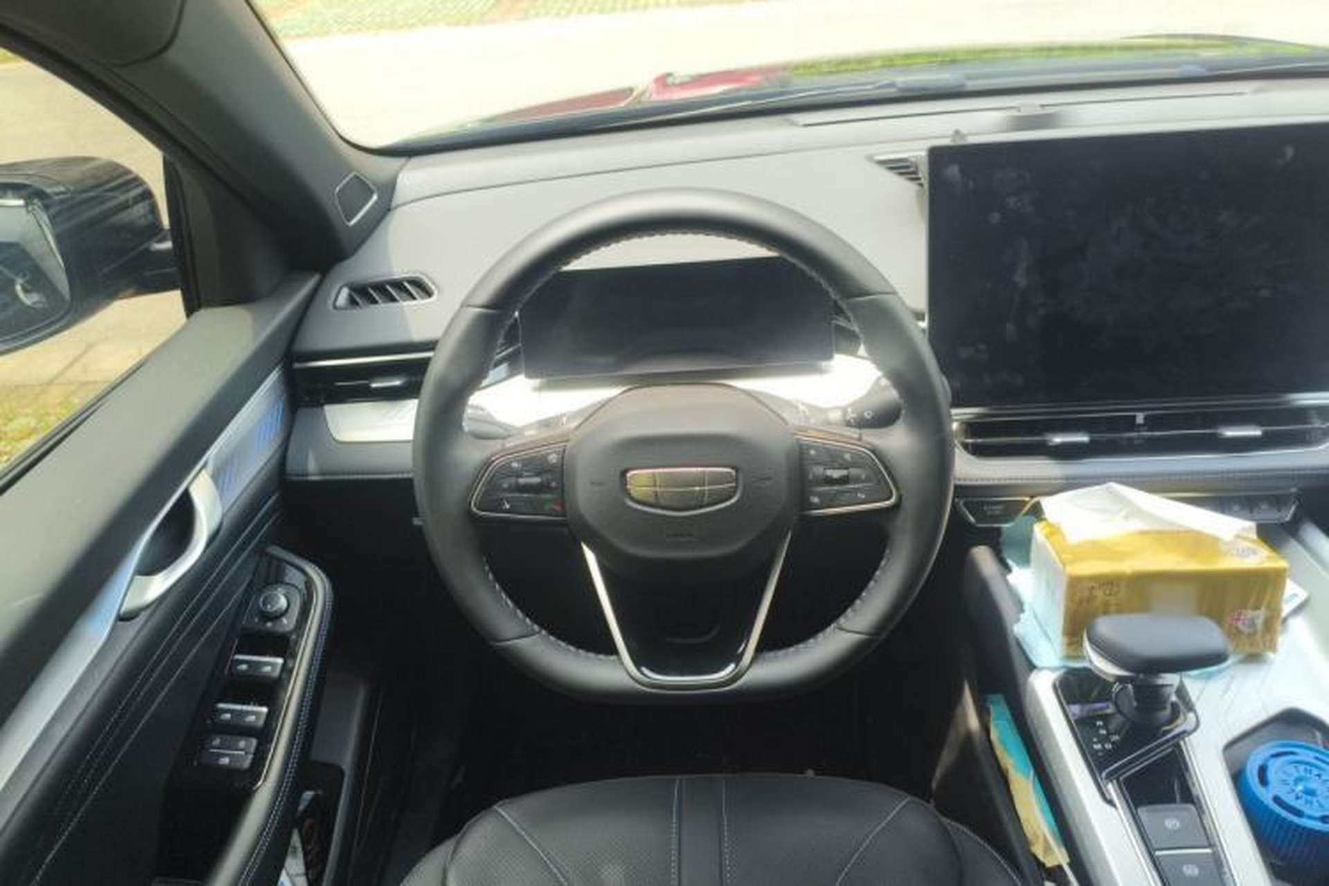 Used Geely Auto Preface 2025 Dongfang Yao 1.5TD Kunlun Edition Steering Wheel