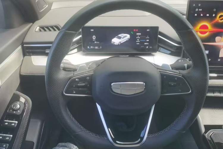 Used Geely Auto Preface 2025 Dongfang Yao 2.0TD Moonlight Edition Steering Wheel