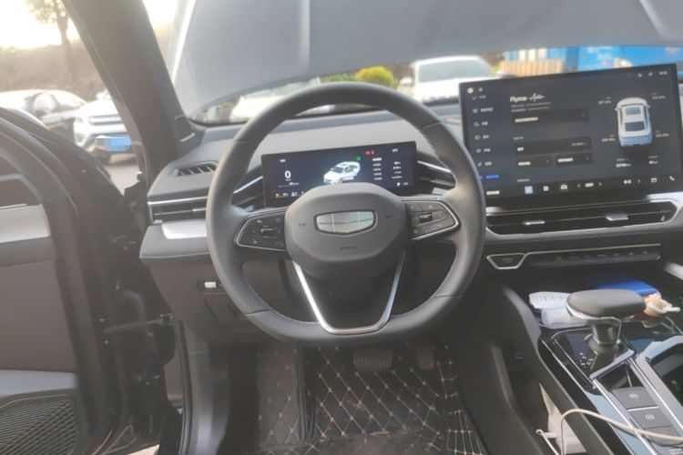 Used Geely Auto Preface 2025 Dongfang Yao 2.0TD Jin Chao Edition Steering Wheel