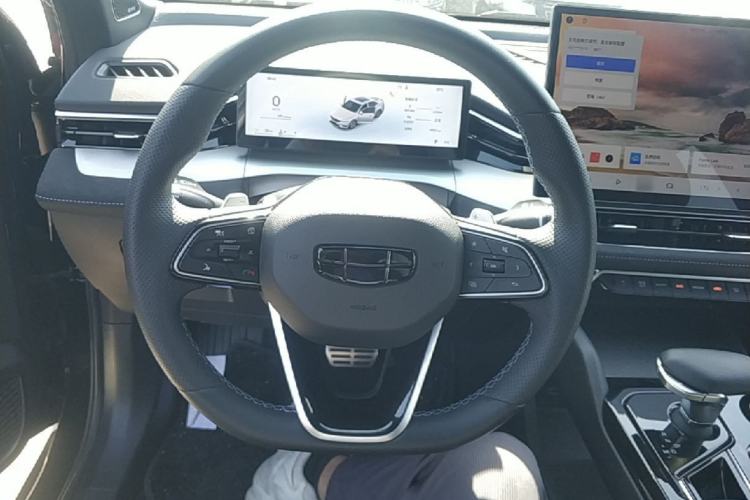 Used Geely Auto Preface 2025 Dongfang Yao 2.0TD Lanxing Edition Steering Wheel
