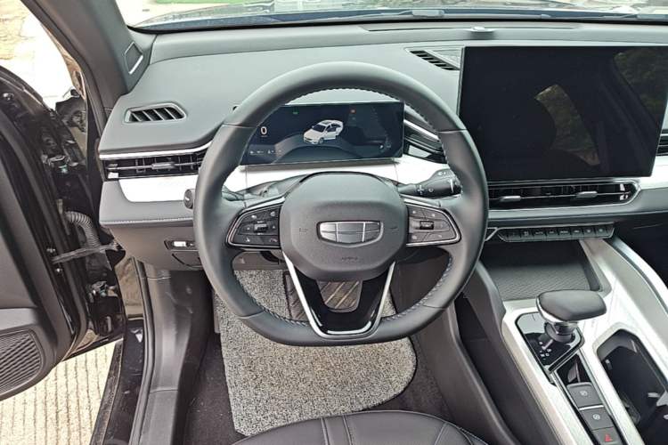 Used Geely Auto Preface 2025 Dongfang Yao 1.5TD Fuyao Edition Steering Wheel