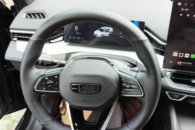 Used Geely Auto Preface 2025 Dongfang Yao 1.5TD Kunlun Edition Steering Wheel