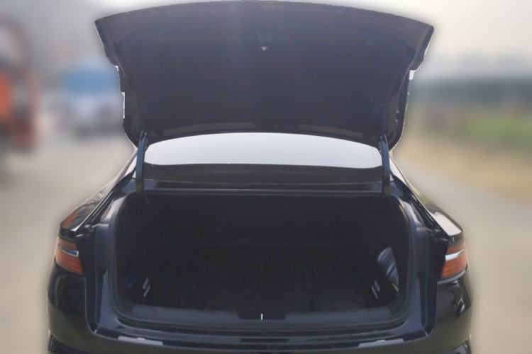 Used Geely Auto Preface 2025 Dongfang Yao 1.5TD Kunlun Edition Trunk