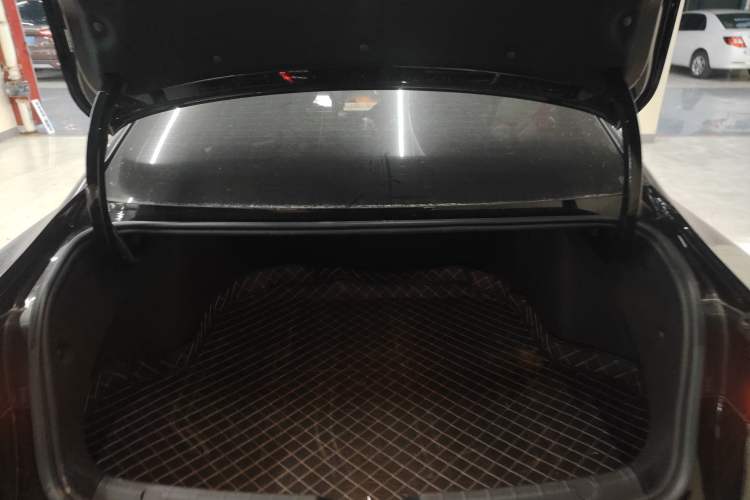 Used Geely Auto Preface 2025 Dongfang Yao 1.5TD Fuyao Edition Trunk