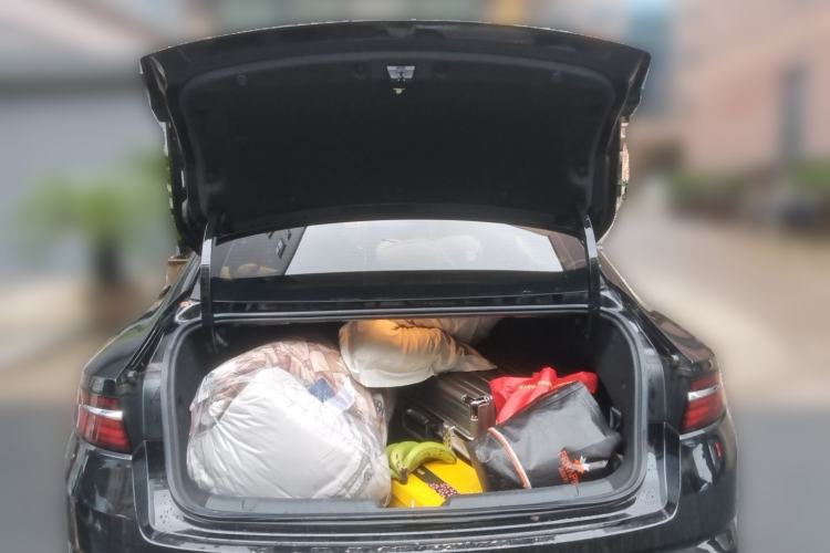 Used Geely Auto Preface 2025 Dongfang Yao 1.5TD Kunlun Edition Trunk